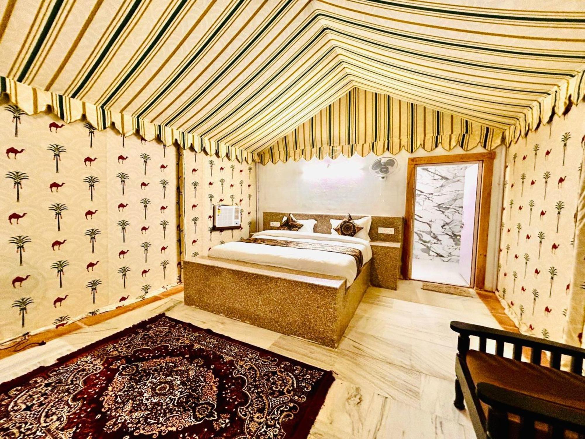 Jaisalmer Sand Dunes Luxury Camp And Resort Eksteriør billede