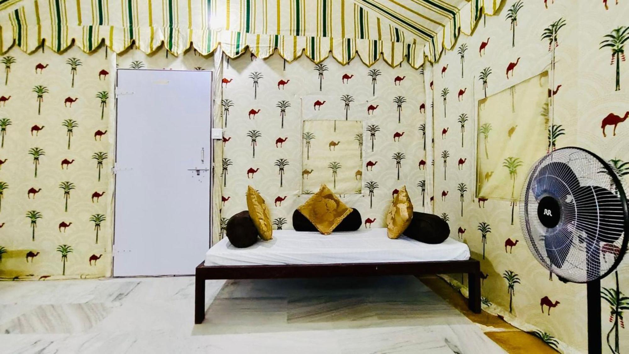 Jaisalmer Sand Dunes Luxury Camp And Resort Eksteriør billede