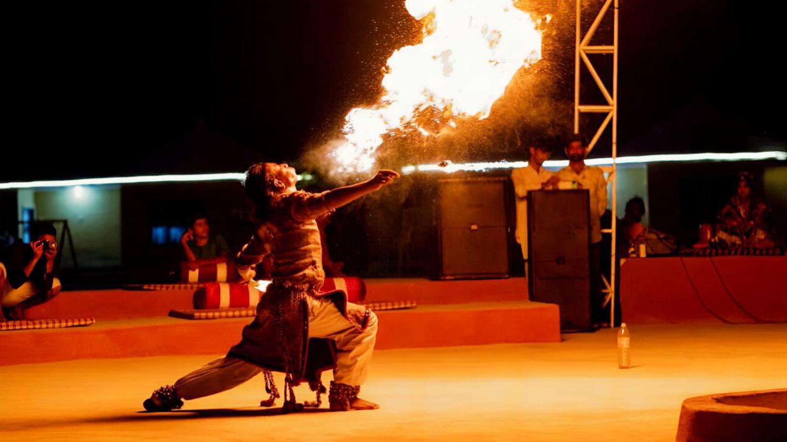 Jaisalmer Sand Dunes Luxury Camp And Resort Eksteriør billede